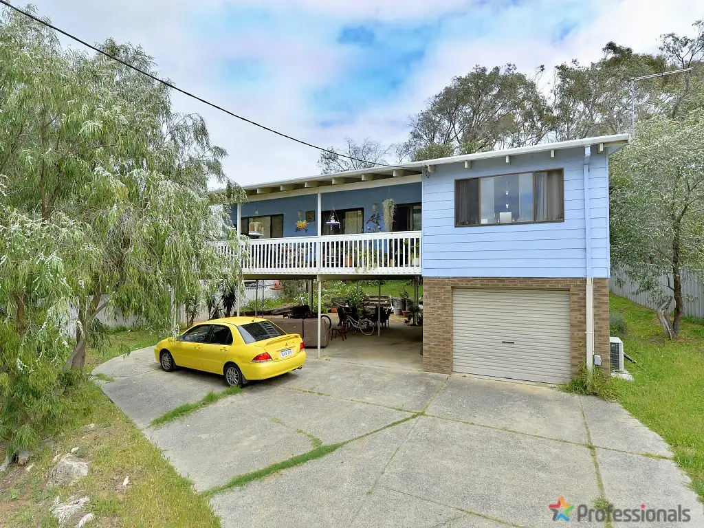 Main view of Homely house listing, 8 Eildon Place, Falcon WA 6210