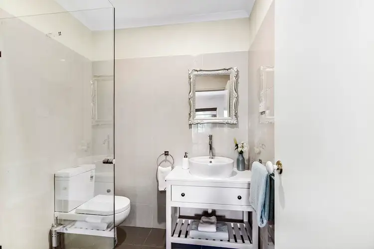 Fifth view of Homely unit listing, 6/111-115 Centre Road, Langwarrin VIC 3910