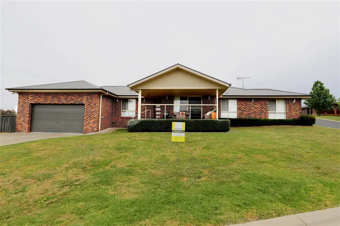 Main view of Homely house listing, 3 Lockeridge Drive, Tumut NSW 2720