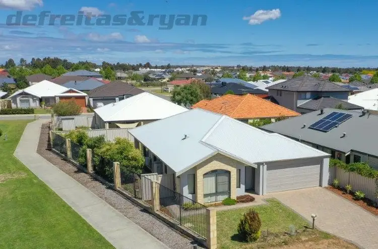 10 Nesbit Place, Success WA 6164