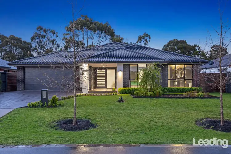 18 Parkside Avenue, Romsey VIC 3434
