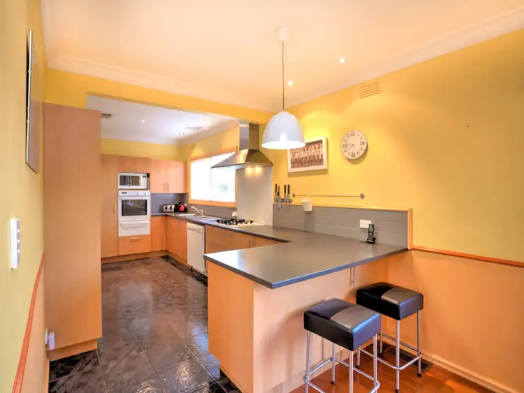 Fifth view of Homely house listing, 7 Barber Court, Cheltenham VIC 3192