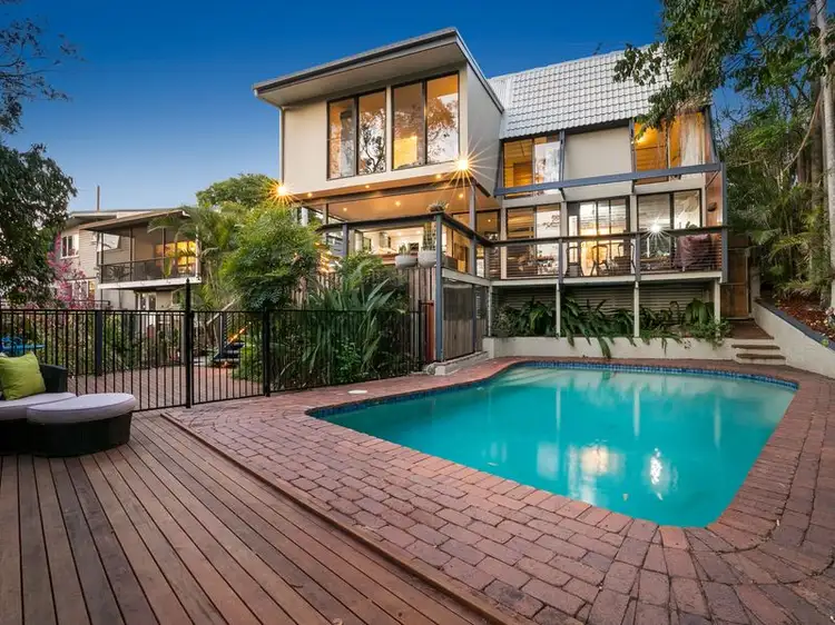 48 Aberfeldy Street, Kenmore QLD 4069