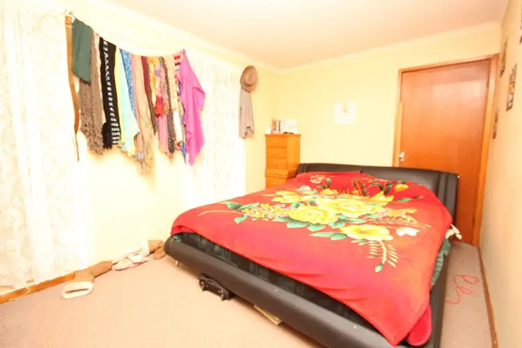 Seventh view of Homely house listing, 4 Felstead Avenue, Horsham VIC 3400