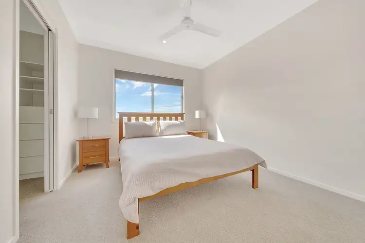 Fifth view of Homely unit listing, 23/7 VIEW STREET, West Gladstone QLD 4680
