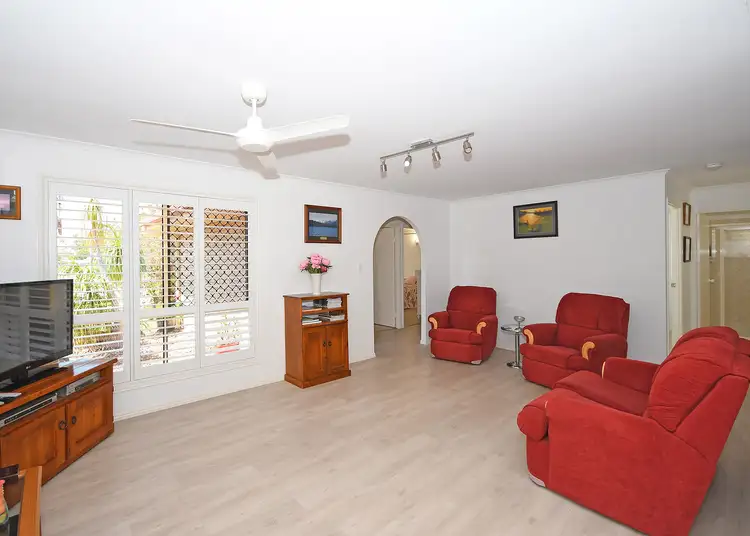 Second view of Homely house listing, 8 HARSELAAR DRIVE, Point Vernon QLD 4655