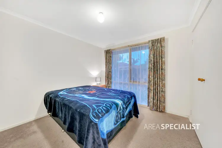 Sixth view of Homely house listing, 2/31 Willora Crescent, Cranbourne West VIC 3977