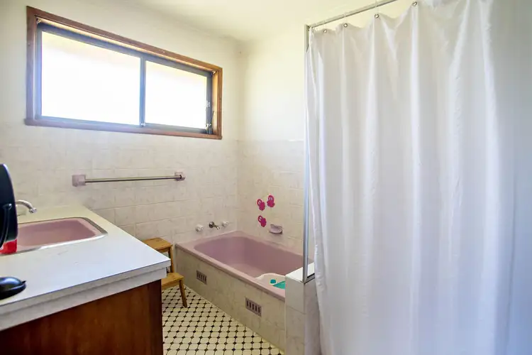 Sixth view of Homely house listing, 10 Omaru Crescent, Taree NSW 2430