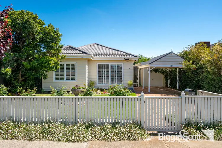 17 Cleghorn Avenue, Altona North VIC 3025