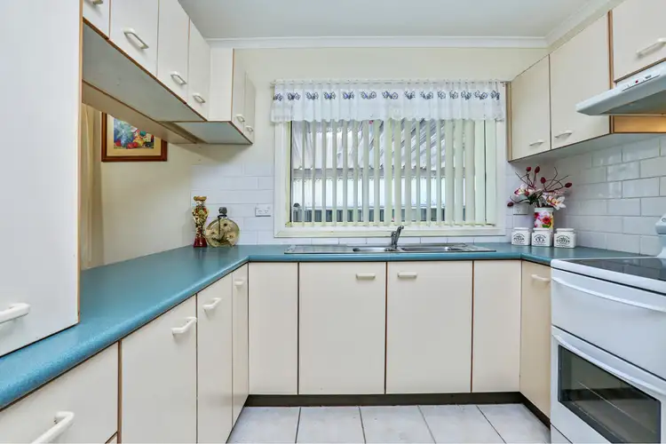 Fifth view of Homely house listing, 2 Lakeline Drive, Kanahooka NSW 2530