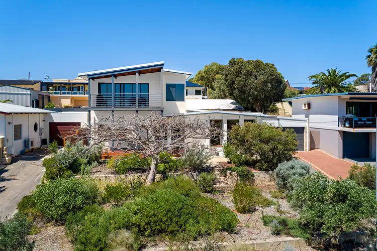16 Henry Street, Beresford WA 6530