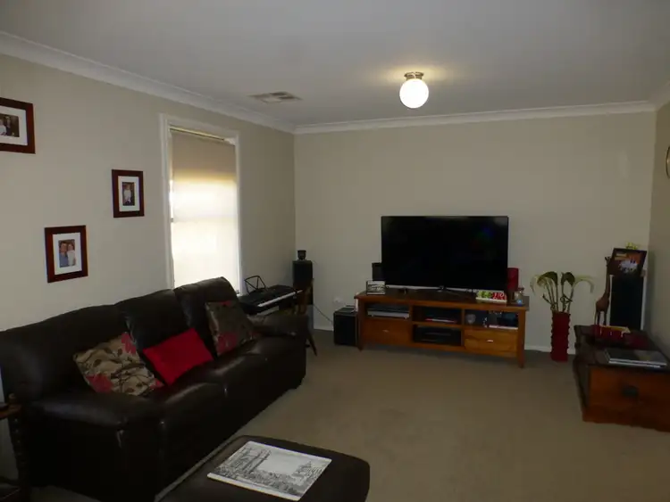 Second view of Homely house listing, 9 Vaucluse Place, Parkes NSW 2870