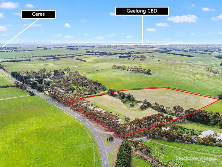 235 Cochranes Rd, Waurn Ponds VIC 3216