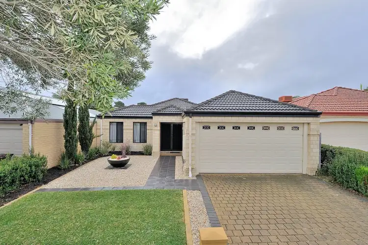 8 Bellini Avenue, Ellenbrook WA 6069