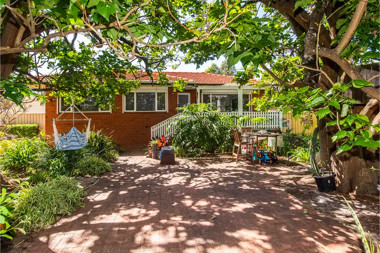 7 Helen Crescent, Byford WA 6122
