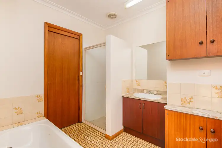 Fifth view of Homely house listing, 3 Fairless Street, Shepparton VIC 3630