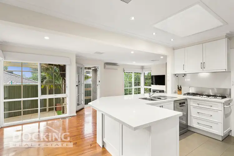 Second view of Homely house listing, 7 Bahama Court, Vermont VIC 3133