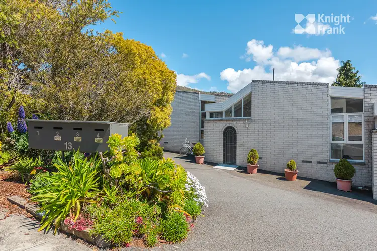 2/13 Wayne Avenue, Sandy Bay TAS 7005