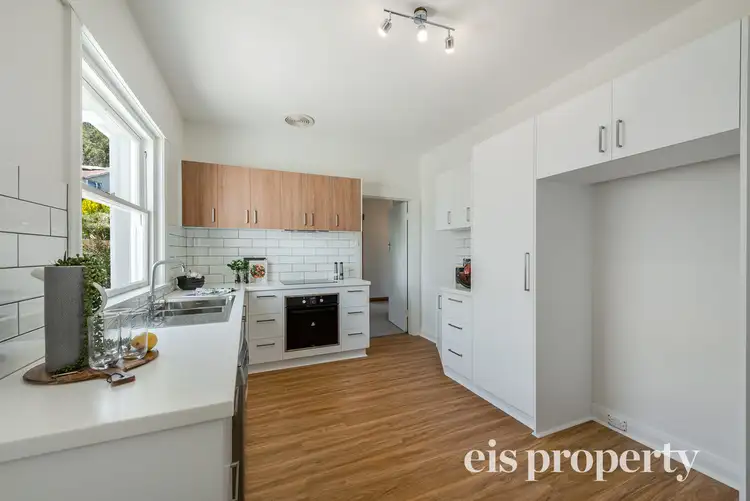 Sixth view of Homely unit listing, 1/10 Eldon Street, Lindisfarne TAS 7015