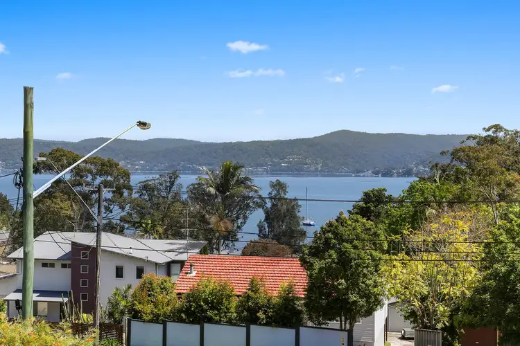 234 Avoca Drive, Green Point NSW 2251