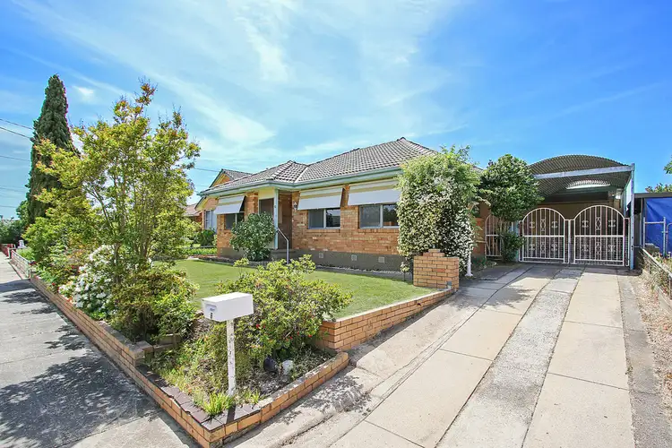 Second view of Homely house listing, 6 Schlink Street, Wodonga VIC 3690