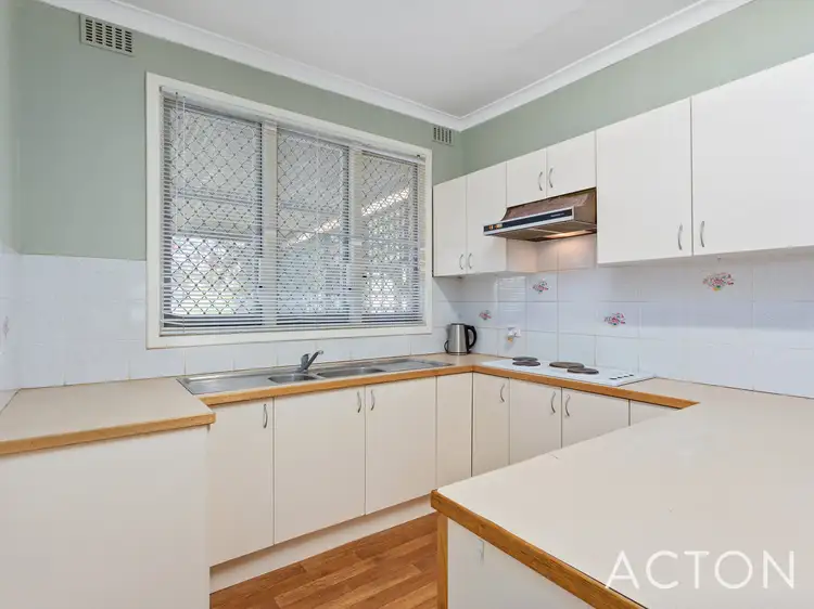 Fourth view of Homely house listing, 233 Winterfold Road, Coolbellup WA 6163