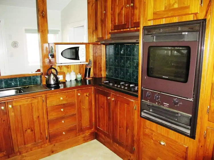 Fourth view of Homely house listing, 33 Downey St, Alexandra VIC 3714