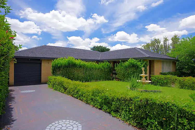 17 Orana Place, Greenacre NSW 2190