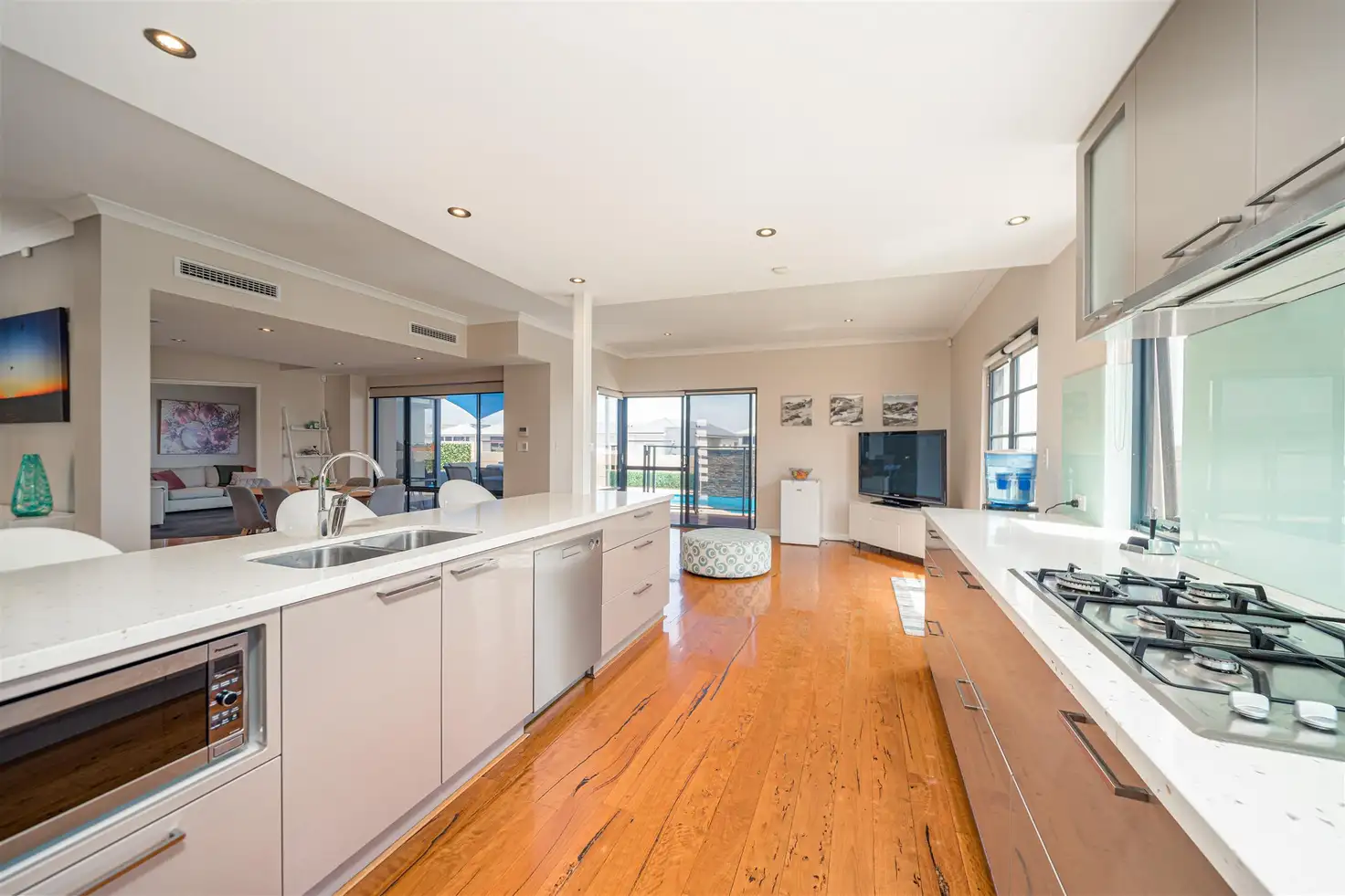 Main view of Homely house listing, 8 Lipari Link, Yangebup WA 6164