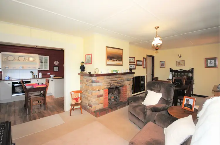 Fourth view of Homely house listing, 9 South Parade, Oatlands TAS 7120