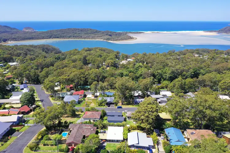 Second view of Homely house listing, 6 Gordon Crescent, Smiths Lake NSW 2428