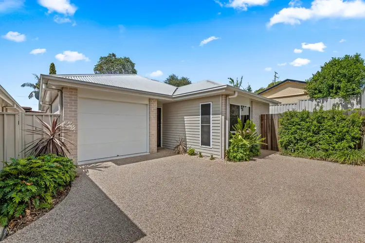 3/4 Paterson St