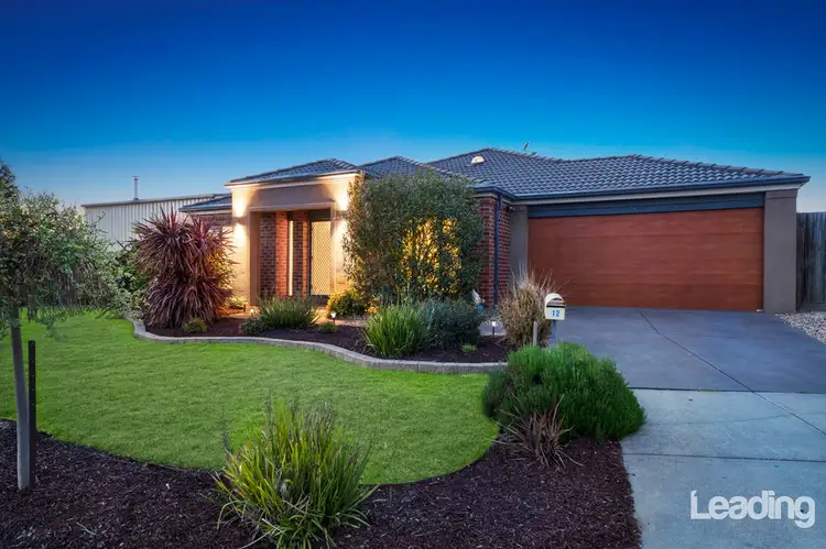 12 Fingleton Crescent, Sunbury VIC 3429
