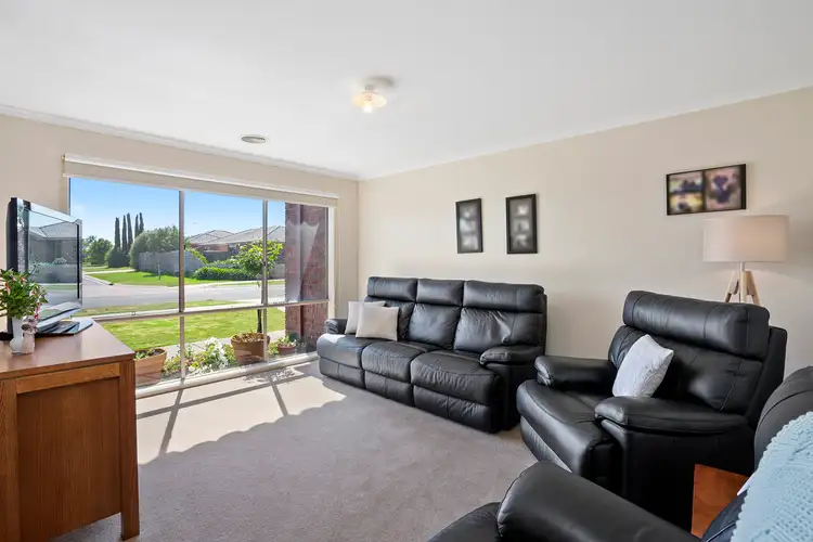 Fifth view of Homely house listing, 16 Carstairs Close, Grovedale VIC 3216