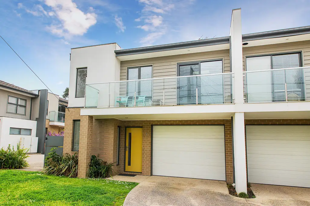 Main view of Homely townhouse listing, 2/4 Laurel Avenue, Boronia VIC 3155