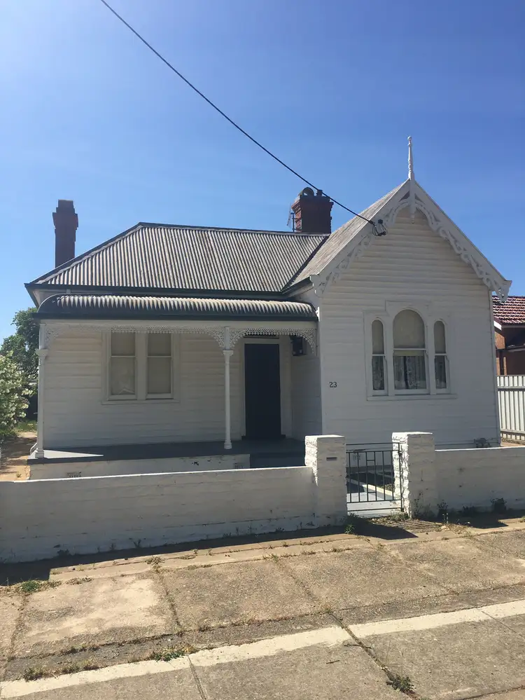 23 Victoria Street