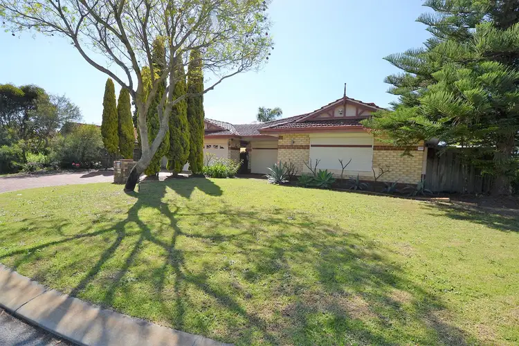 2 Sherbrooke Retreat, Ellenbrook WA 6069