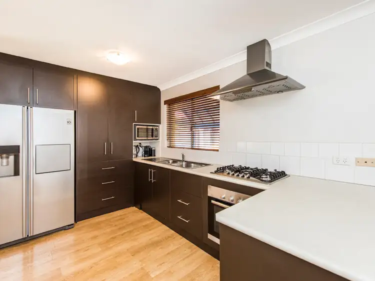 Fifth view of Homely house listing, 6 Morris Court, Gosnells WA 6110