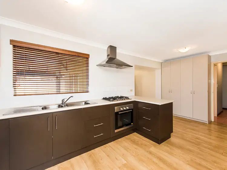 Sixth view of Homely house listing, 6 Morris Court, Gosnells WA 6110