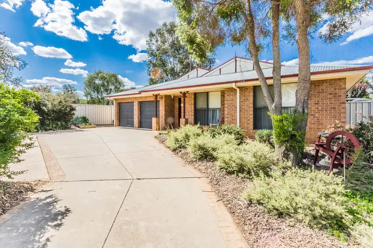 13 Kingfisher Drive West, Moama NSW 2731