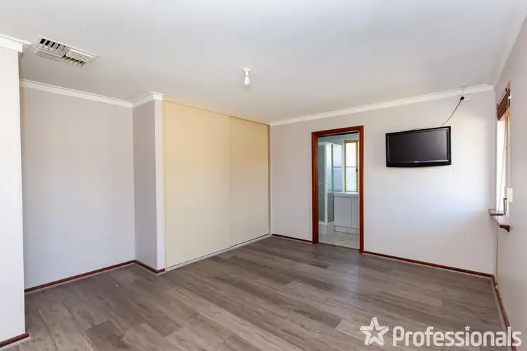 Fifth view of Homely house listing, 10 Walker Pl, Gosnells WA 6110