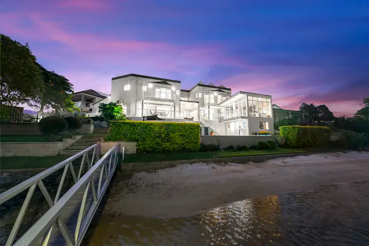 398 Benowa Road, Benowa Waters QLD 4217