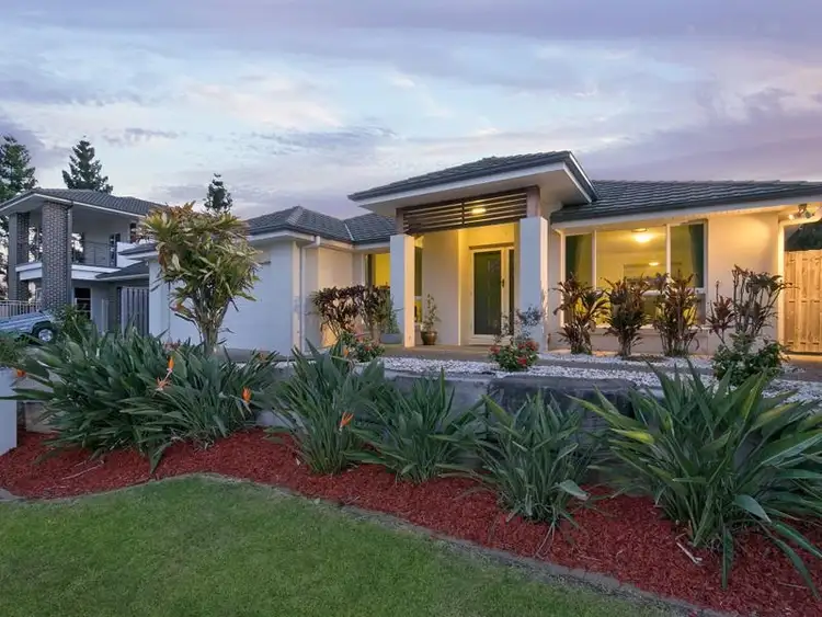4 Dennis Vale Drive, Daisy Hill QLD 4127