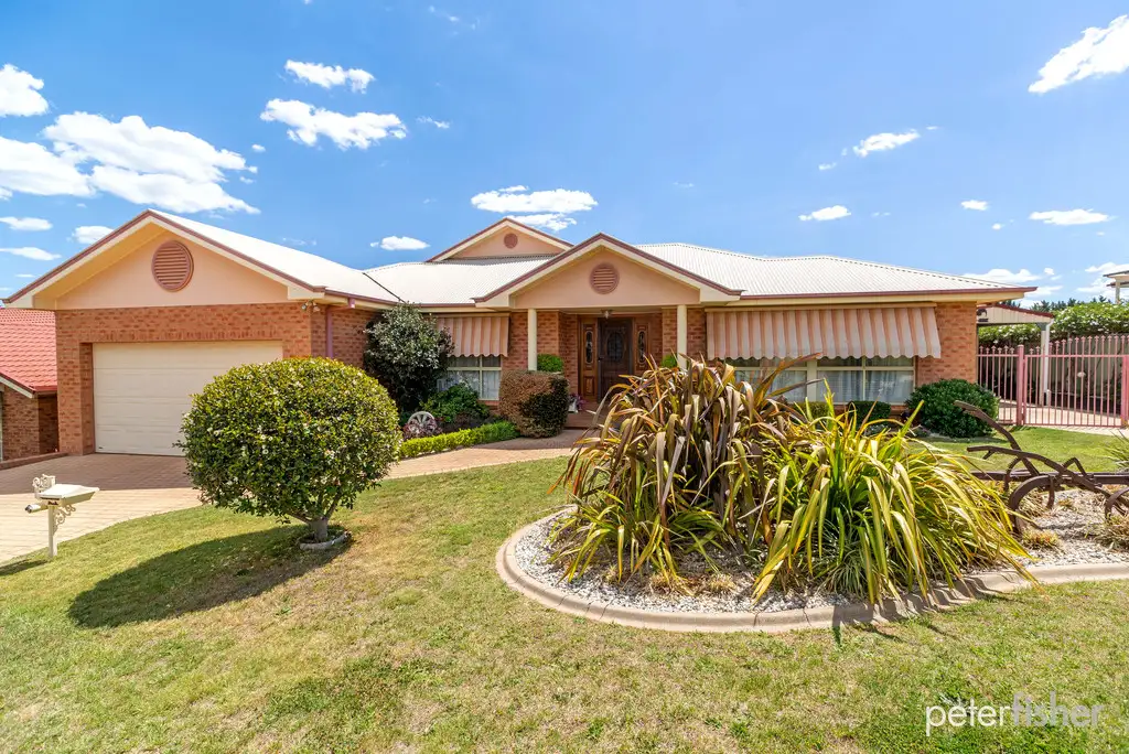 Main view of Homely house listing, 11 Magnolia Way, Orange NSW 2800