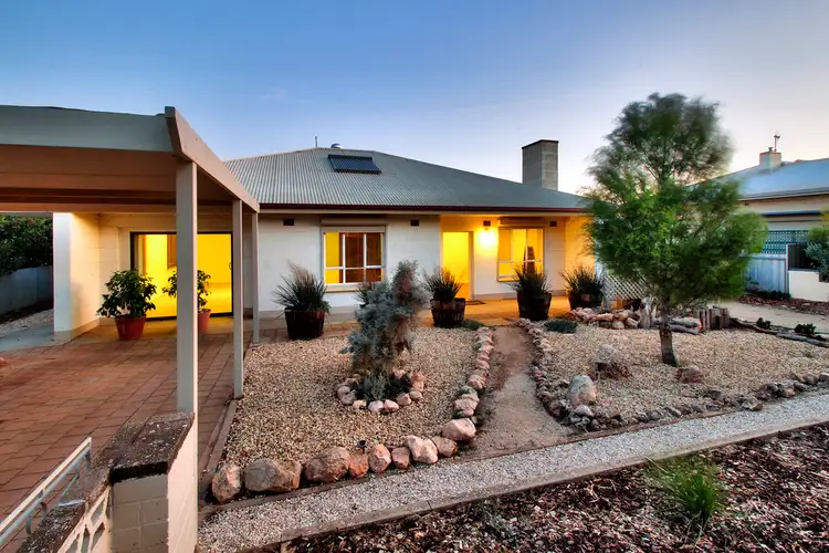 25 Wodonga Avenue, Loxton SA 5333