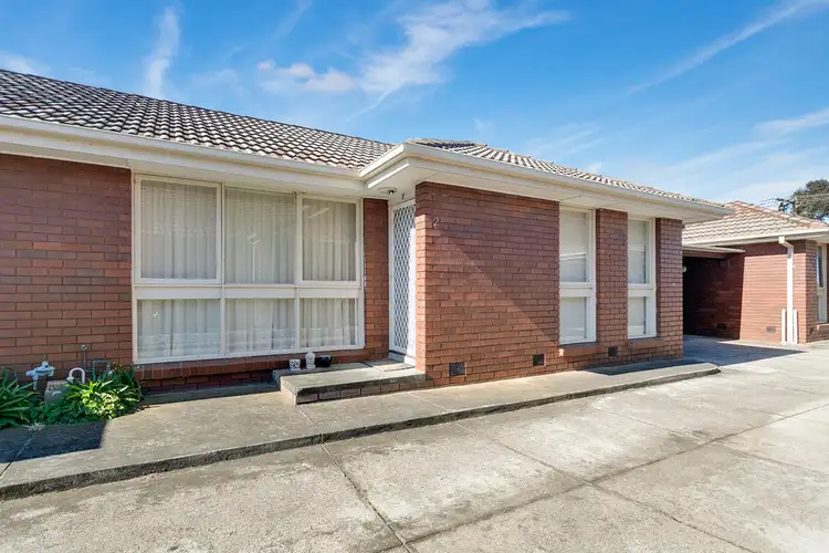 2/9 Wisewould Avenue, Seaford VIC 3198