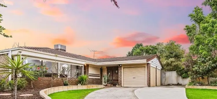 9 Hazlett Close, South Lake WA 6164