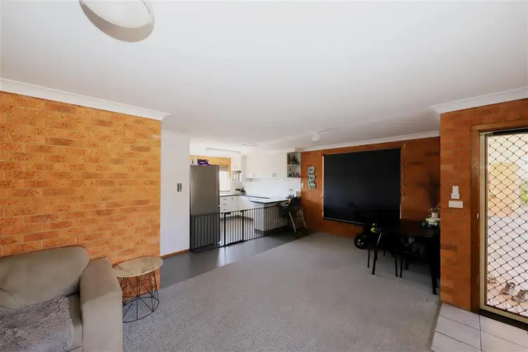 Fourth view of Homely block of units listing, 5 Hume Place, Tumut NSW 2720