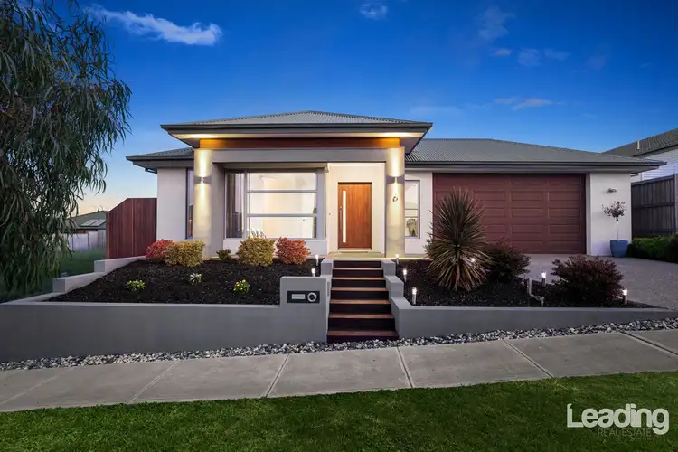 6 Angelas Way, Sunbury VIC 3429