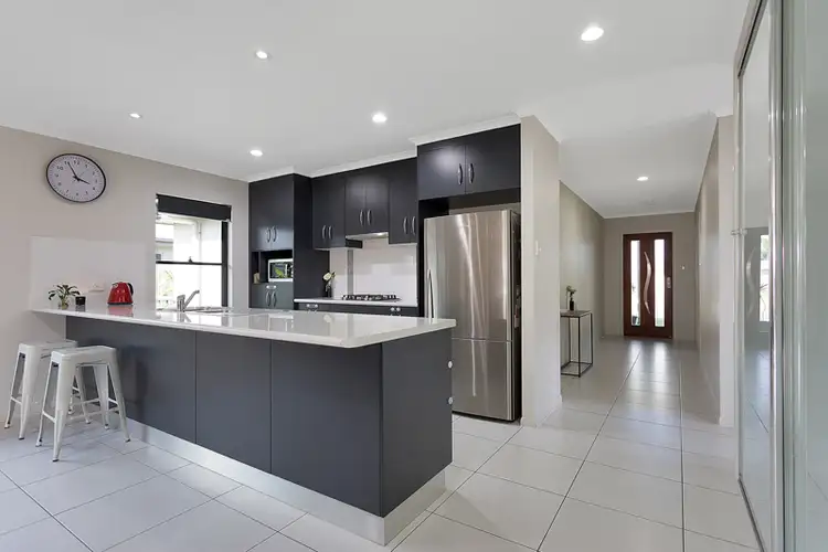 Second view of Homely house listing, 20 Salisbury Place, Ooralea QLD 4740